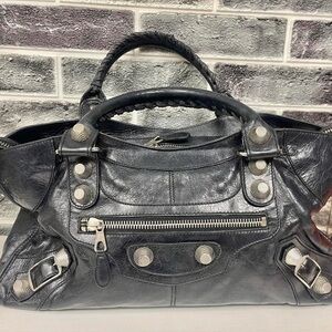 Balenciaga Le City Bag Large
Authentic